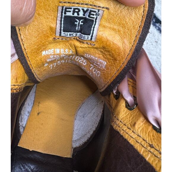 Frye Y2k Combat Lace-Up Boot, Sabrina 6G Brown w/ Pink Ribbon Laces Size 8 - Picture 15 of 16